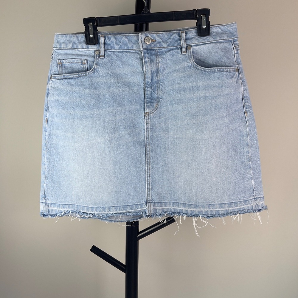 LOFT Womens Light Wash Denim‎ Mini Skirt Raw Hem Size 14 Tall